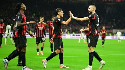 ผลบอลสด เอซีมิลาน เบียดเฉือน โรม่า จี้จ่าฝูงแต้มเดียว ศึกกัลโช่ เซเรีย อา อิตาลี