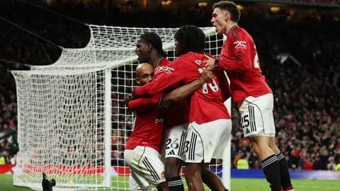 คนนี้เจ๋ง "แมนยู" ลุ้นคว้า "แข้งเนื้อหอม" กับอีก 3 ทีม เชื่อย้ายมาแน่ถ้าบรรลุ 1 เงื่อนไข